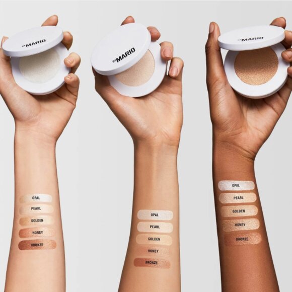 MAKEUP BY MARIO Soft Glow Highlighter in Pearl - Picture 2 of 6